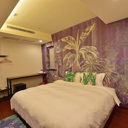 Ruocing Hot Spring Hotel Jiaoxi Bagian luar foto