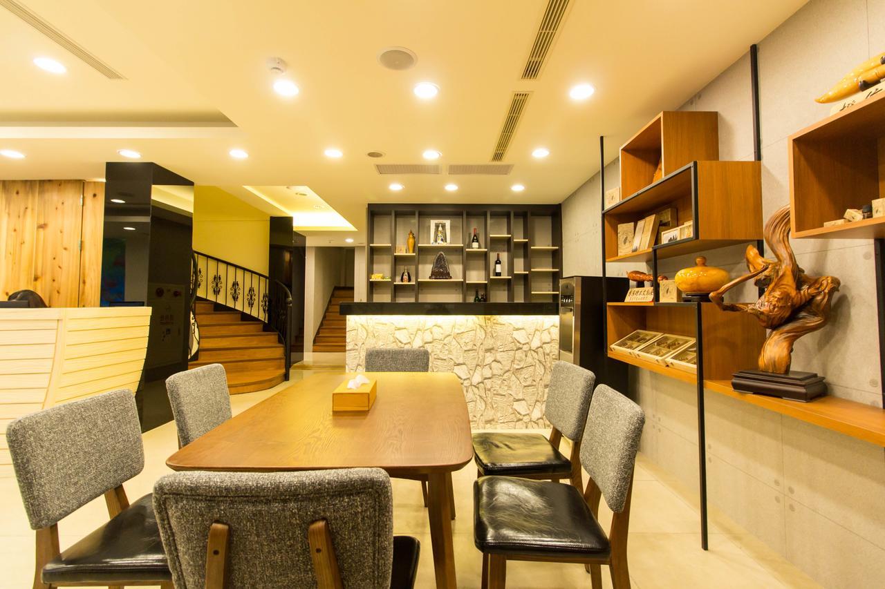 Ruocing Hot Spring Hotel Jiaoxi Bagian luar foto