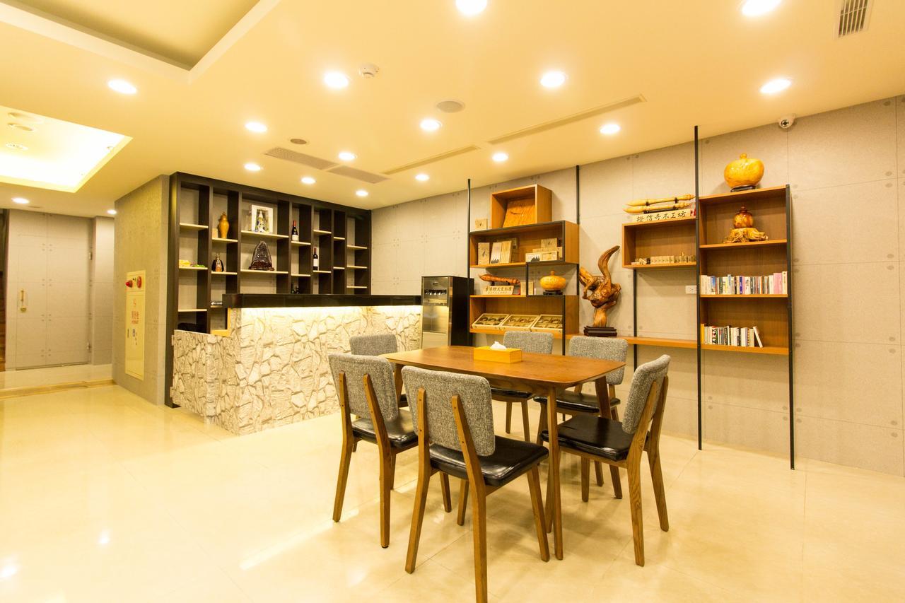 Ruocing Hot Spring Hotel Jiaoxi Bagian luar foto