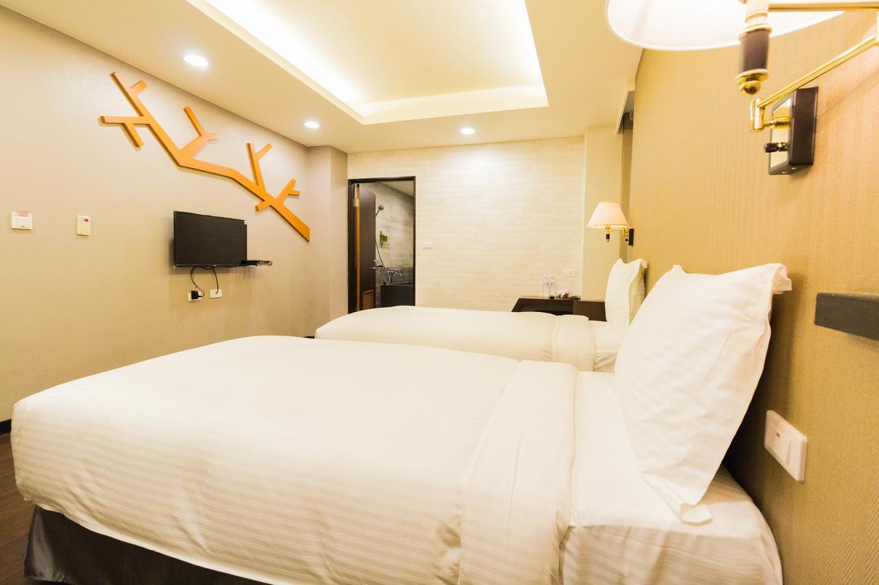 Ruocing Hot Spring Hotel Jiaoxi Bagian luar foto