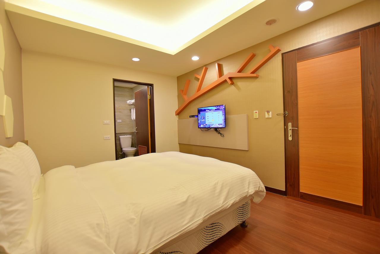 Ruocing Hot Spring Hotel Jiaoxi Bagian luar foto